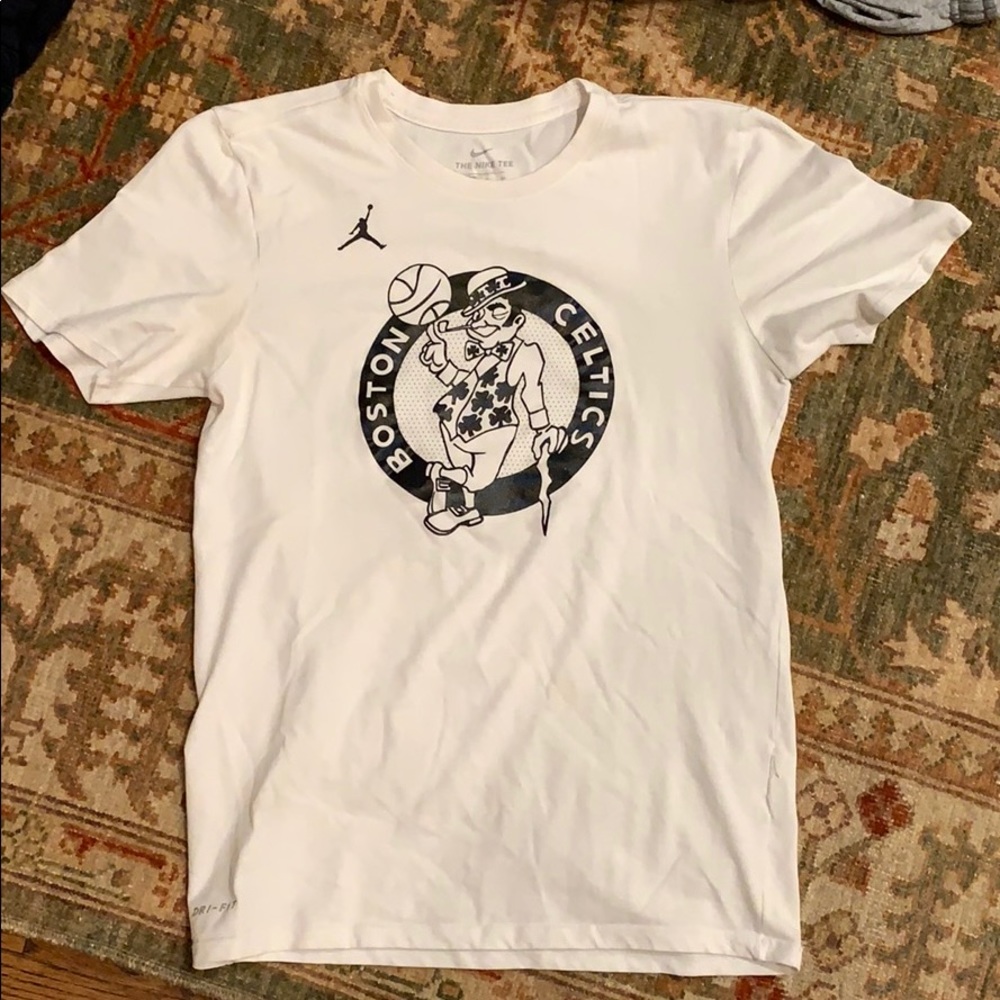 Irving White Celtics Tee *le*